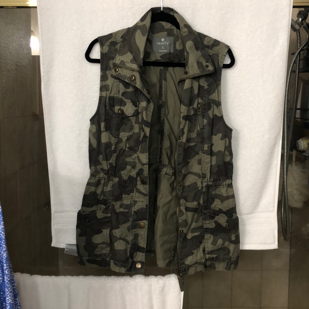 Camo vest